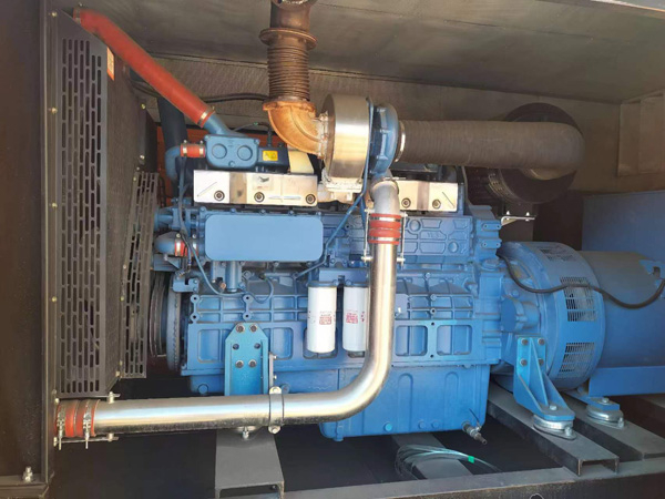 西固燃油消耗率与进气温度的具体关系是什么？